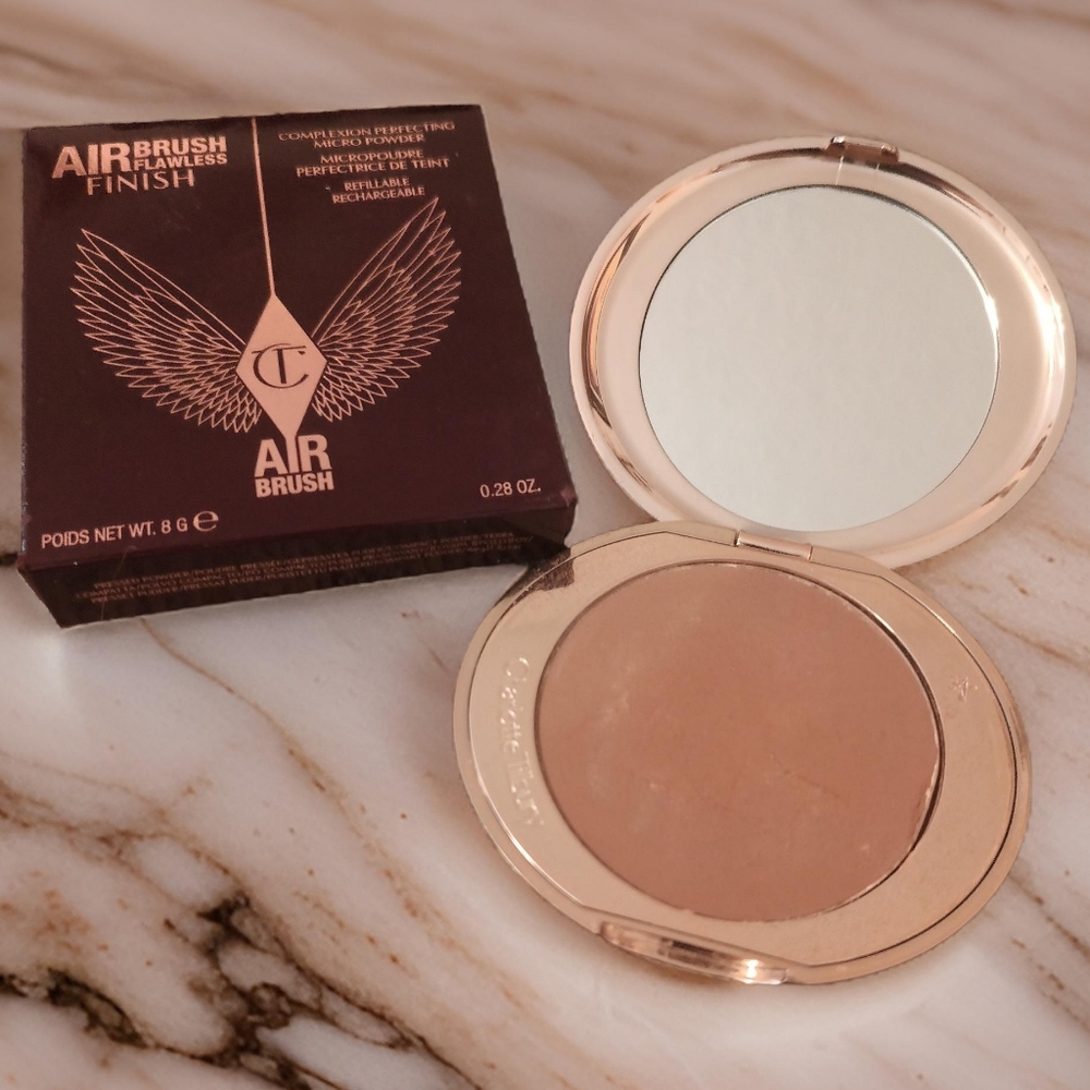 NEW Charlotte Tilbury Airbrush Flawless Finish Setting Powder - 4 Deep